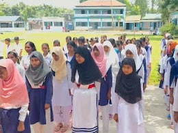Video: 'थोड़ी दिक्कत हुई लेकिन अच्छा लगा', बंगाल में मदरसों में गूंजा वंदे मातरम, 1 जून से शुभेंदु सरकार ने किया अनिवार्य