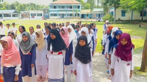Video: 'थोड़ी दिक्कत हुई लेकिन अच्छा लगा', बंगाल में मदरसों में गूंजा वंदे मातरम, 1 जून से शुभेंदु सरकार ने किया अनिवार्य