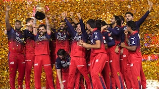 IPL 2026 Prize Money: चैंपियन बनने पर आरसीबी पर हुई पैसों की बारिश, उपविजेता गुजरात के खाते में आए इतने करोड़, देखें पूरी लिस्ट