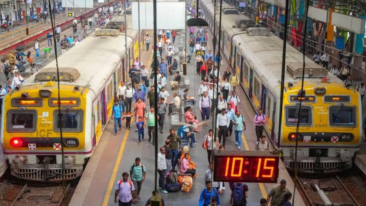 Western Railway Says Food Stalls At Mumbai Stations Monitored For Routine Hygiene