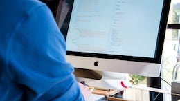 'Too Late To Land IT Jobs?' Fresh Graduate Loses Hope Amid Brutal Job Market