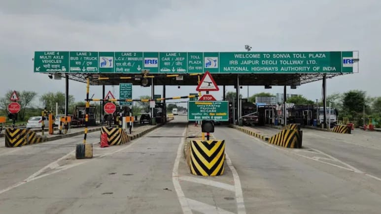 क्या टोल प्लाजा के पास रहने वाले ID कार्ड दिखाकर पा सकते हैं टोल से छूट? NHAI ने बताई इसकी सच्चाई