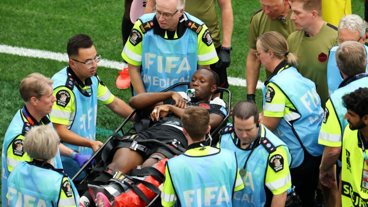 'Everyone Heard The Bone Snap": Canada Team 'Shaken' After Ismael Kone's Devastating Injury vs Qatar