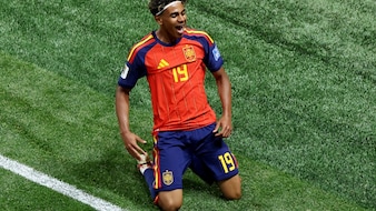 Lamine Yamal Scores His First WC Goal For Spain Against Saudi Arabia - Video