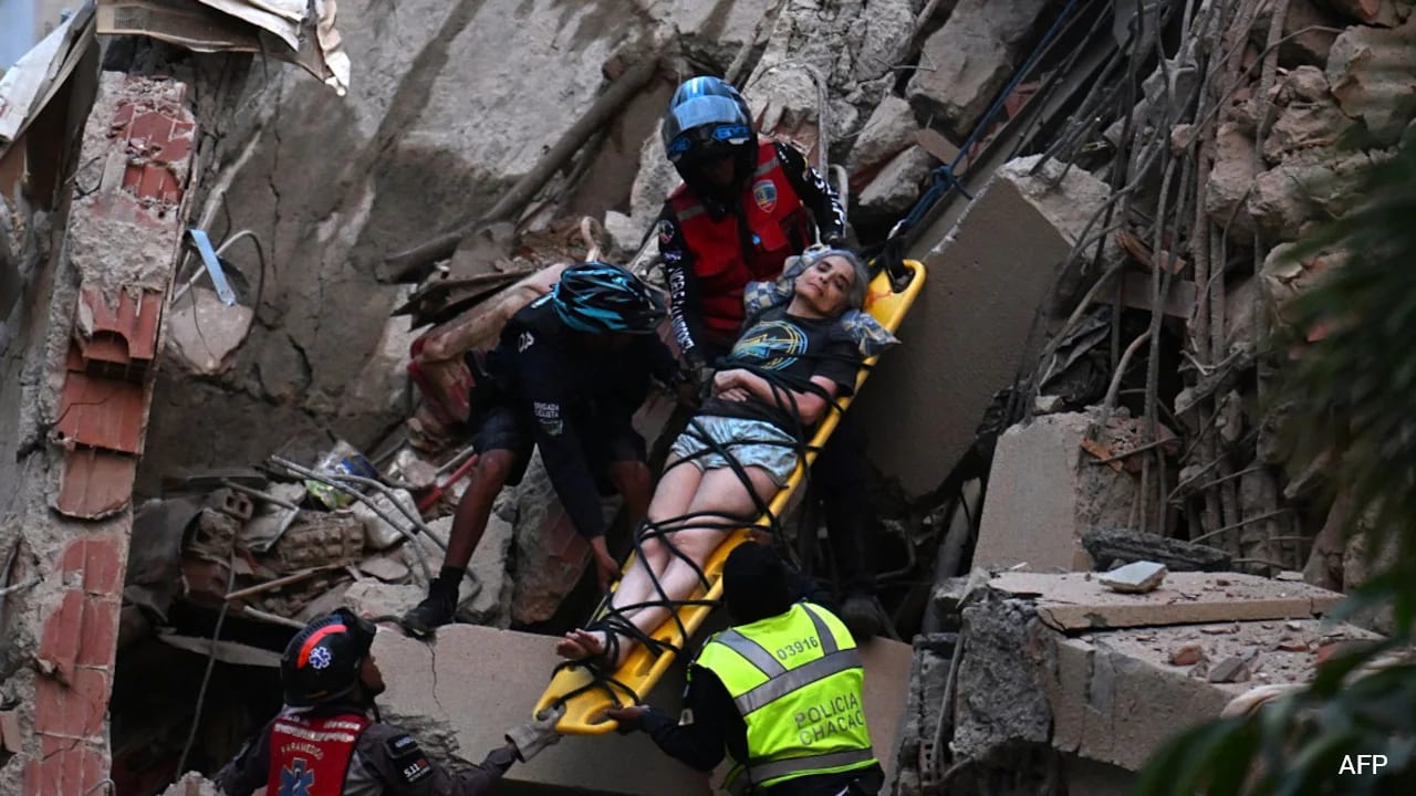 Video: 39 Seconds Apart, 2 Earthquakes Hit Venezuela, Buildings Collapse