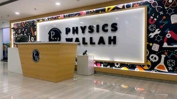 CCPA Slaps Fines On PhysicsWallah, McAfee For Dark-Pattern Practices