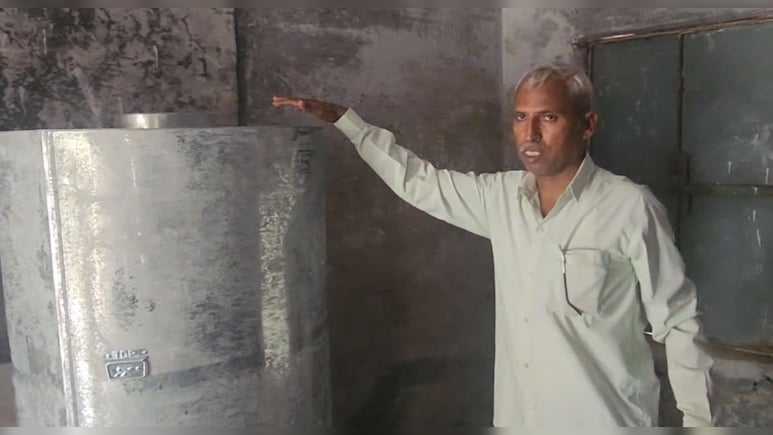 डीग में बच्&zwj;चों के न&zwj;िवाले पर 'डाका', स्&zwj;कूल से म&zwj;िड-डे मील का राशन चोरी कर ले गए चोर&nbsp;