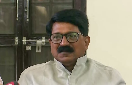 Live: उद्धव गुट के सांसद आज शाम 5 बजे लोकसभा स्पीकर ओम बिरला से करेंगे मुलाकात