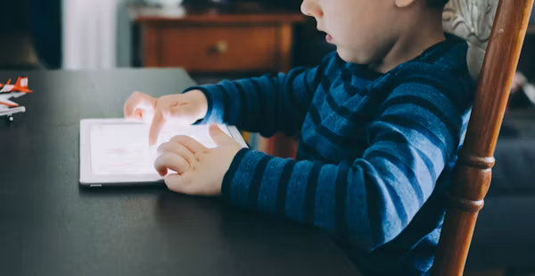 Sweden Health Agency Recommends No Smartphones For Children Under 13