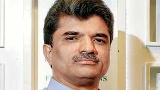 Rajesh Exports Scam: 15 लाख कोटींचा घोटाळा, LIC ला सुद्धा कोट्यवधींचा फटका! 'गोल्ड किंग'ला SEBI ने केलं कंगाल