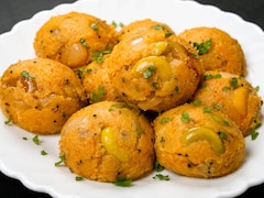 नाश्ते में बनाएं टमाटर सांभर उपमा, 15 मिनट में तैयार होगी स्वाद से भरपूर डिश Recipe