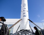 SpaceX Shares Close 19% Higher After Historic $75 Billion IPO