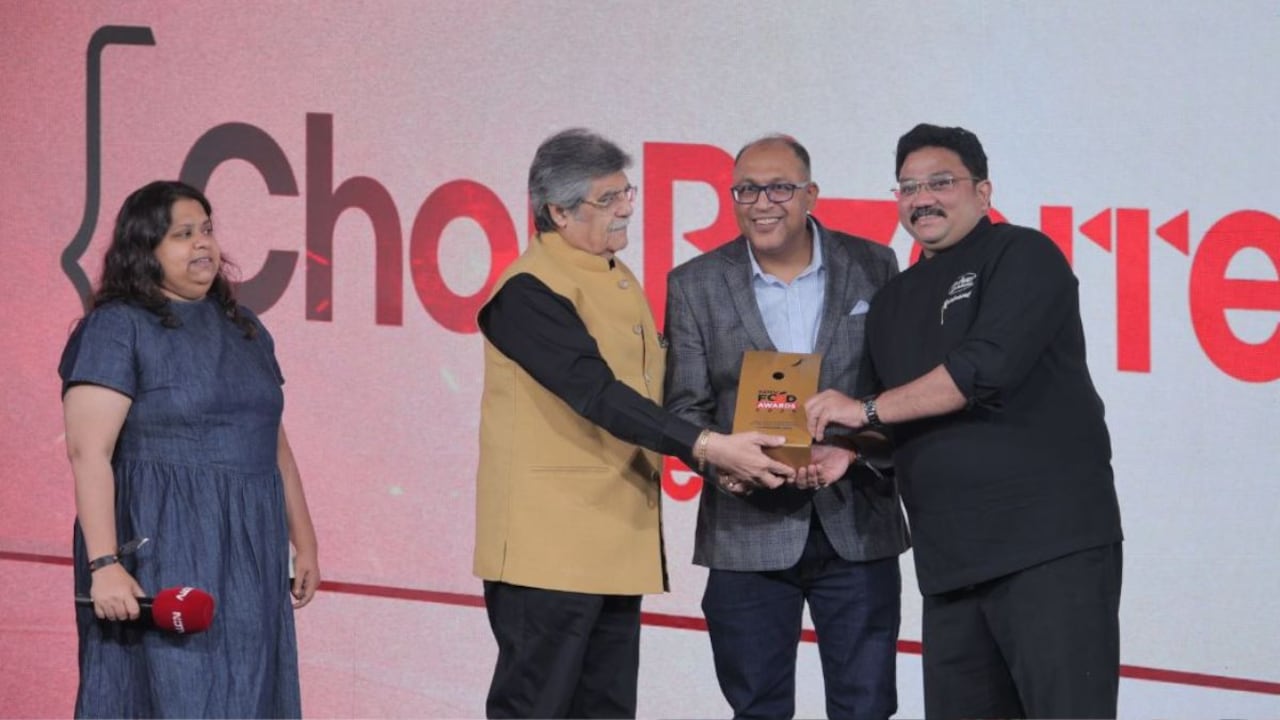 'Maza Aa Gaya,' Rocky Mohan Cheers As Chor Bizarre Wins Best North Indian Restaurant