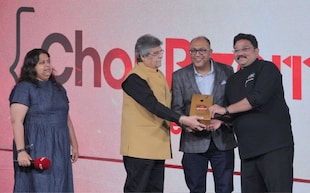 'Maza Aa Gaya,' Rocky Mohan Cheers As Chor Bizarre Wins Best North Indian Restaurant