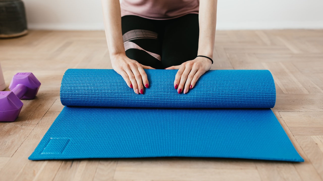 Best foldable yoga mats that dont let you slip 