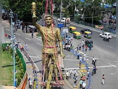 कोलकाता में लियोनेल मेस्सी की 70 फुट ऊंची प्रतिमा स्थापना के छह महीने बाद ही हटाई गई, जानें क्यों
