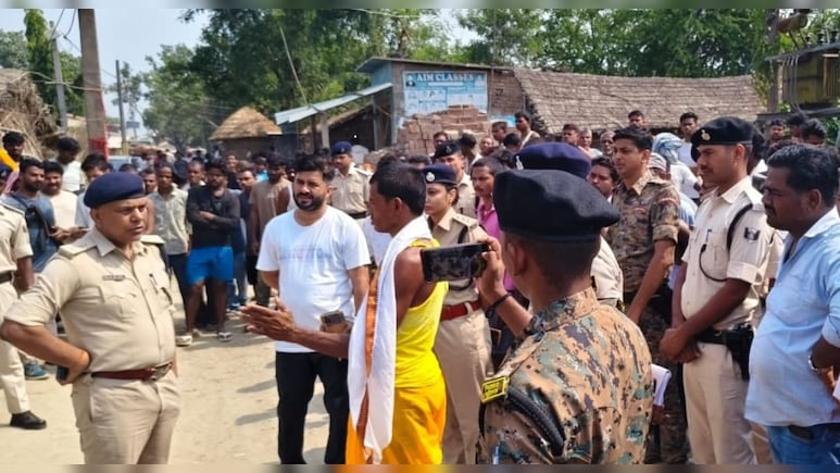मंडप में हो रही थी शादी की रस्&zwj;में, बाहर बैठे दुल्&zwj;हन के मामा को मार दी गोली&nbsp;