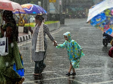 Mumbai Rains Highlights: IMD Issues Orange Alert For Mumbai, Thane, Palghar; Severe Waterlogging Reported
