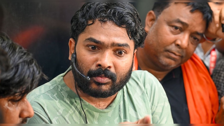 रोशन आनंद को गलत तरीके से फंसाया, पटना SSP को नोट&zwj;िस; मानवाध&zwj;िकार आयोग ने मांगी र&zwj;िपोर्ट