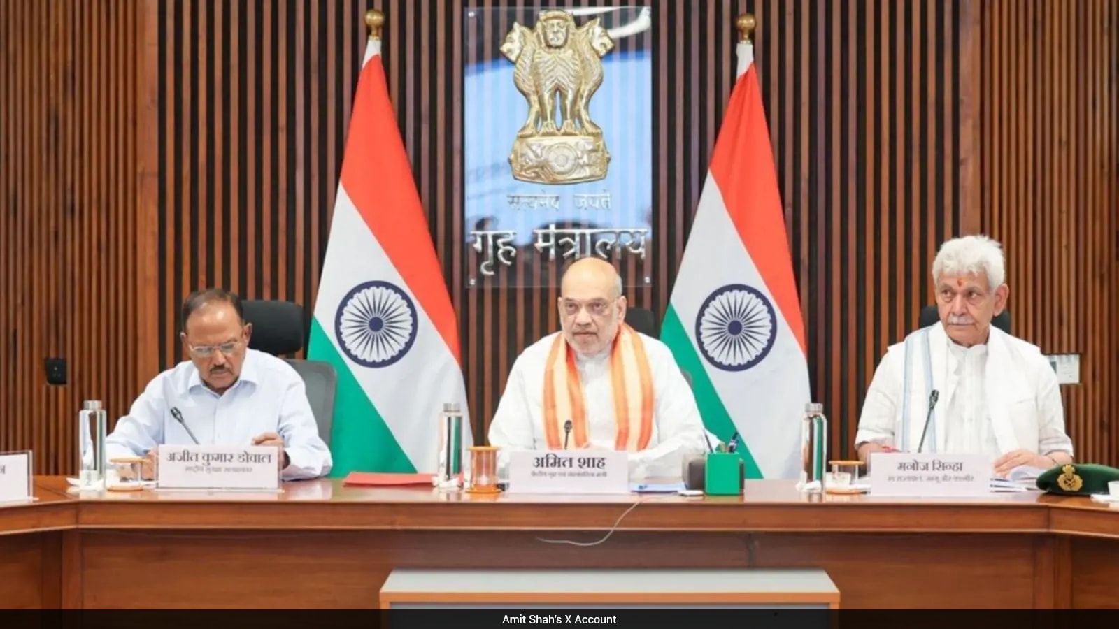 Amit Shah Reviews Amarnath Yatra Security, Orders Tech-Driven Protection For Pilgrims