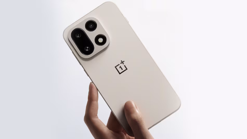 OnePlus फोनमध्ये आता एकाचवेळी दोन Bluetooth डिव्हाइसवर ऑडिओ! OxygenOS अपडेटमध्ये नवे फीचर