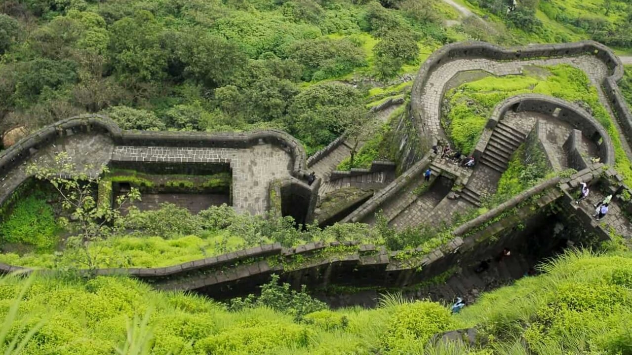 लोहागढ़ किला: जहां हुआ केतन अग्रवाल का कत्ल, वहां कभी छत्रपती शिवाजी महाराज रखते थे अपना खजाना