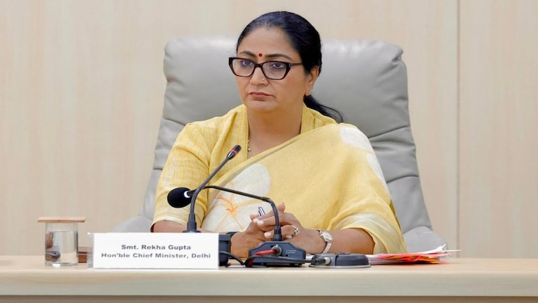 Chief Minister Rekha Gupta Announces Hostels For 10,000 Students In Delhi