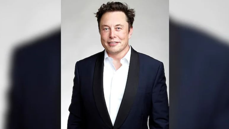 ChatGPT की छुट्टी करने आया Elon Musk का नया AI! Grok 4.5 का लुक देखकर दुनिया हैरान