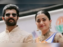 Vijay Deverakonda And Rashmika Mandanna Award Scholarships To 180 Students In Telangana