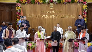 पश्चिम बंगाल मंत्रिमंडल विस्तार: शुभेंदु अधिकारी के 35 नये मंत्रियों से मिलिए, किसकी क्या है खासियत