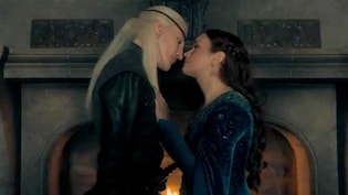 <i>House Of The Dragon</i> Mother-Son Intimate Moment Stuns Fans, Cast Explains Twist