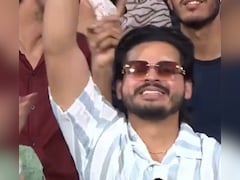 पाकिस्तान बनाम ऑस्ट्रेलिया मैच में दिखा हूबहू श्रेयस अय्यर जैसा शख्स, VIDEO हुआ वायरल