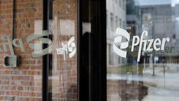 Pfizer's Lung Cancer Drug Trial Fails To Boost Survival