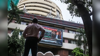 India's Biggest Equity Fund Makes Contrarian Bet on IT Stocks