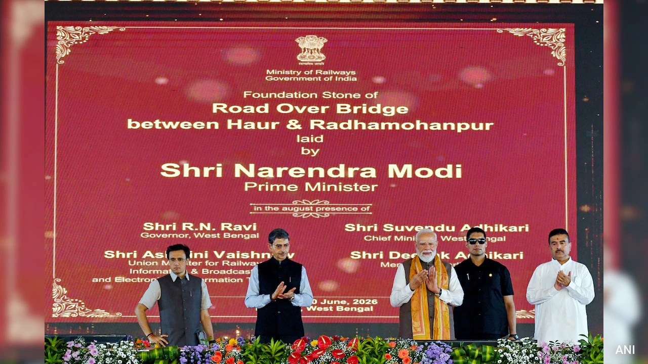 PM Modi Releases PM-Kisan Instalment Worth Rs 18,880 Crore In Bengal