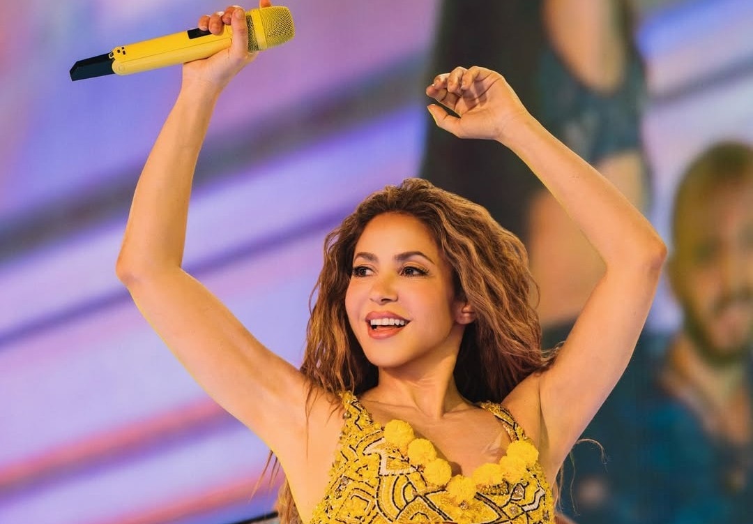 FIFA World Cup LIVE: Teams Arrive, Shakira's Electrifying Performance Next