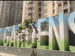 मां को चाकू मारने के बाद युवक ने 5वीं मंजिल से लगाई छलांग, ग्रेटर नोएडा वेस्ट की नामी सोसायटी की घटना