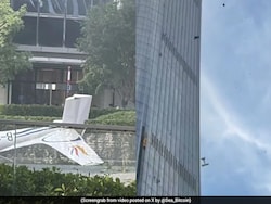 Small Plane Crash At Beijing's Tallest Building Kills Pilot, Injures 13