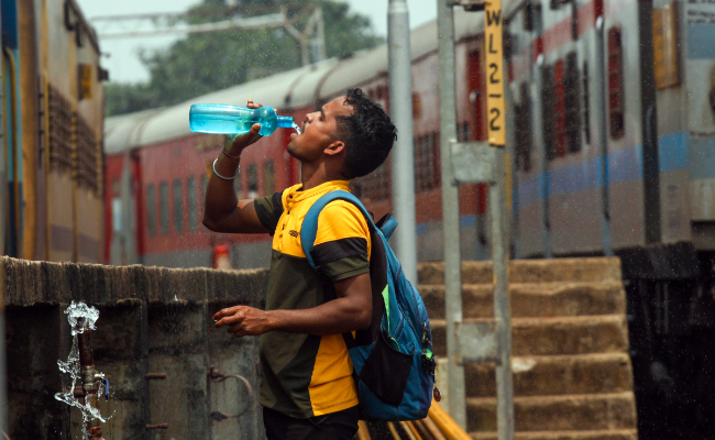 Weather Today LIVE: Monsoon Set To Arrive In Delhi-NCR By June-End After Weeks of Heat