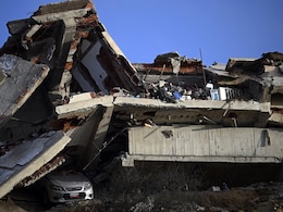 Venezuela Earthquake Survivors Rely On Kindness Of Strangers, Neighbours