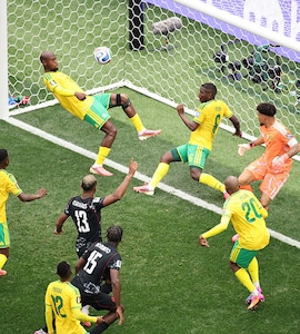 South Africa vs Canada LIVE Score, FIFA World Cup Round Of 32: Another Goalline Clearance By South Africa, Canada Waste Humongous Chance | RSA 0-0 CAN