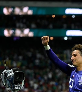 Mexicos Guillermo Ochoa Becomes First Goalkeeper To Feature In Six FIFA World Cups