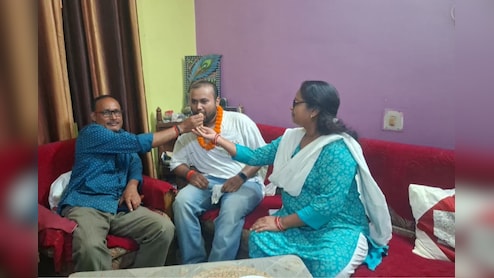 BPSC 70वीं में मधेपुरा का डंका: किसान के बेटे से लेकर चपरासी के पोते तक बने अधिकारी, जिले में जश्न का माहौल