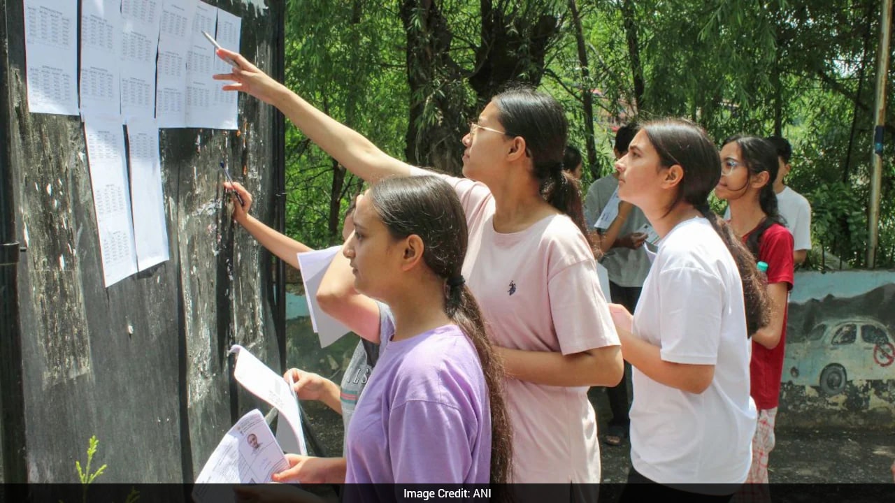 NEET UG 2026 Re-Exam Fee Refund Window Opens: Submit Bank Details By June 30