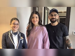 Viral Pics: Virat Kohli And Anushka Sharma Pose With Ahmedabad Hotel Staff, Leave Handwritten Notes