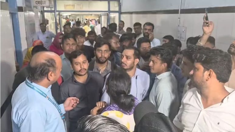 जयपुर एसएमएस में संविदाकर्मी ने खाया जहर, नौकरी से निकाले जाने पर था परेशान