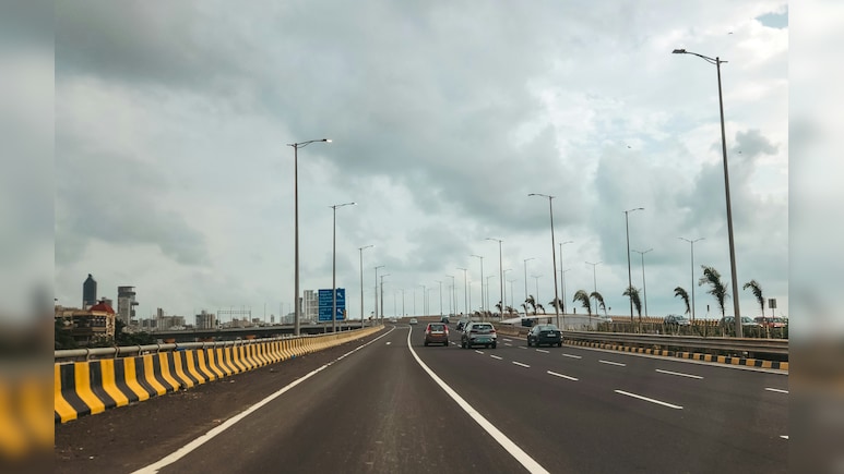 4 Hours Less On The Road: Mumbai-Vadodara Expressway Stretch Likely By Aug 31, Says Fadnavis