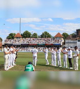 Watch: Ben Stokes Given Emotional Guard Of Honour In Final Test, New Zealand Players Join England