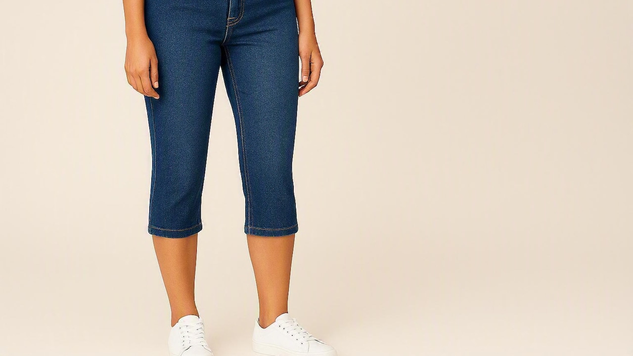 Rewear In Style: 5 Denim Capris Under ₹500 To Pair With Your Old Favourite Tops Rewear In Style: 5 Denim Capris Under ₹500 To Pair With Your Old Favourite Tops