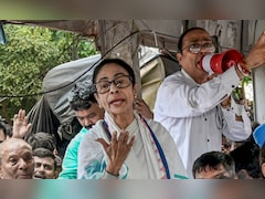 'ईश्वर अल्लाह तेरो नाम सबको सन्मति दे भगवान', TMC तोड़ने का आरोप लगाकर बोलीं ममता बनर्जी
